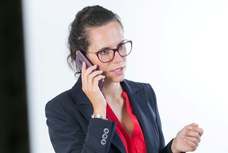 erika baldin lux telefono