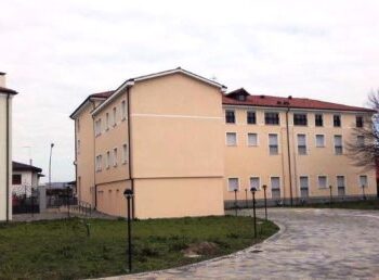 4-La-ex-scuola-Nievo-Retro-450×258