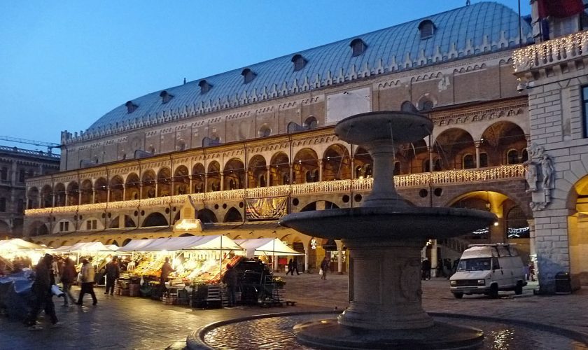 piazza_erbe-padova