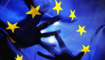 bandiera-europea-mani
