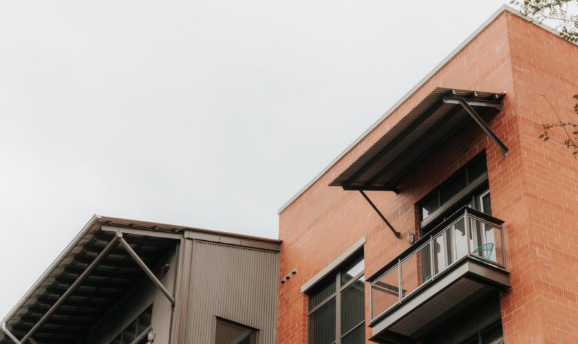 henry-becerra-rwpKI0ULWmQ-unsplash