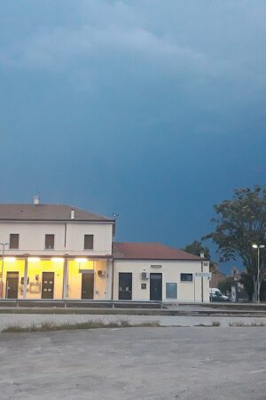 1024px-Stazione_ffss_di_chioggia
